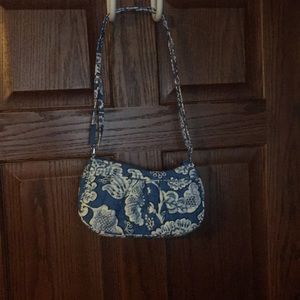 Small shoulder bag
